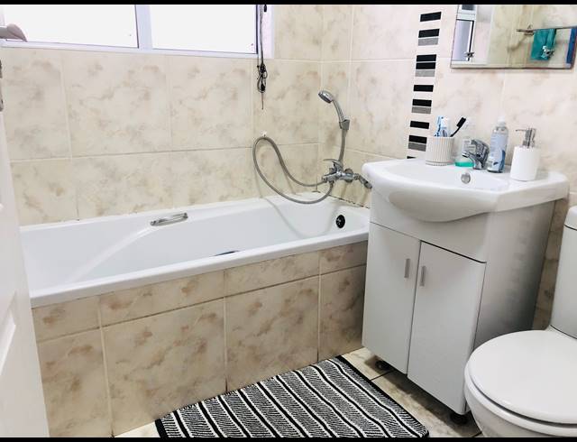 2 BEDROOM APARTMENT FOR SALE IN UVONGO